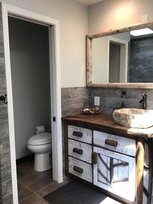 Refreshing Cottage With Luxury Bath มาร์ติเนซ ภายนอก รูปภาพ