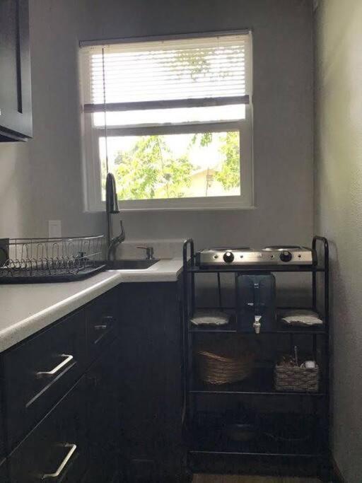 Refreshing Cottage With Luxury Bath มาร์ติเนซ ภายนอก รูปภาพ